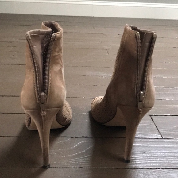 Stuart Weitzman suede ankle booties - Picture 5 of 6